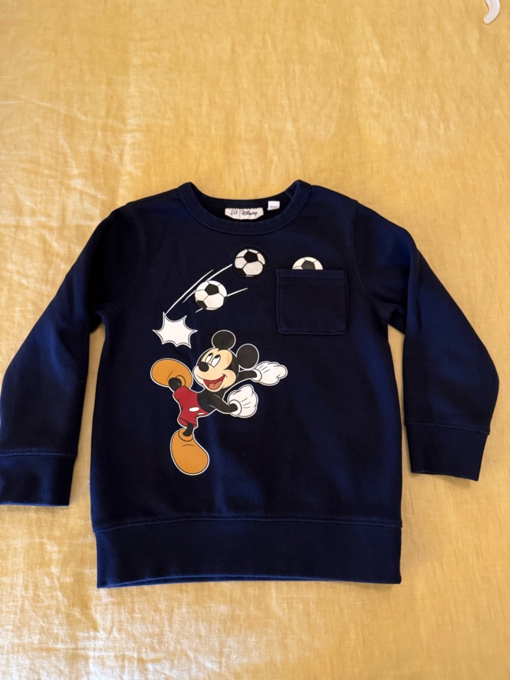 5T - baby GAP Disney Mickey Mouse Navy Kids Sweatshirt - Soccer Graphic